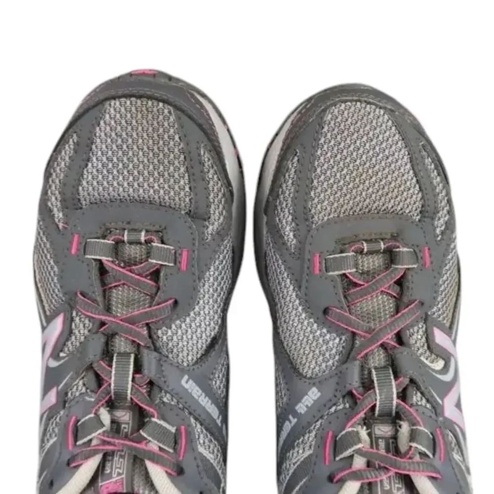 New Balance Shoe Womens 8 Athletic All Terrain Trail Running Walk Outdoor 411v2